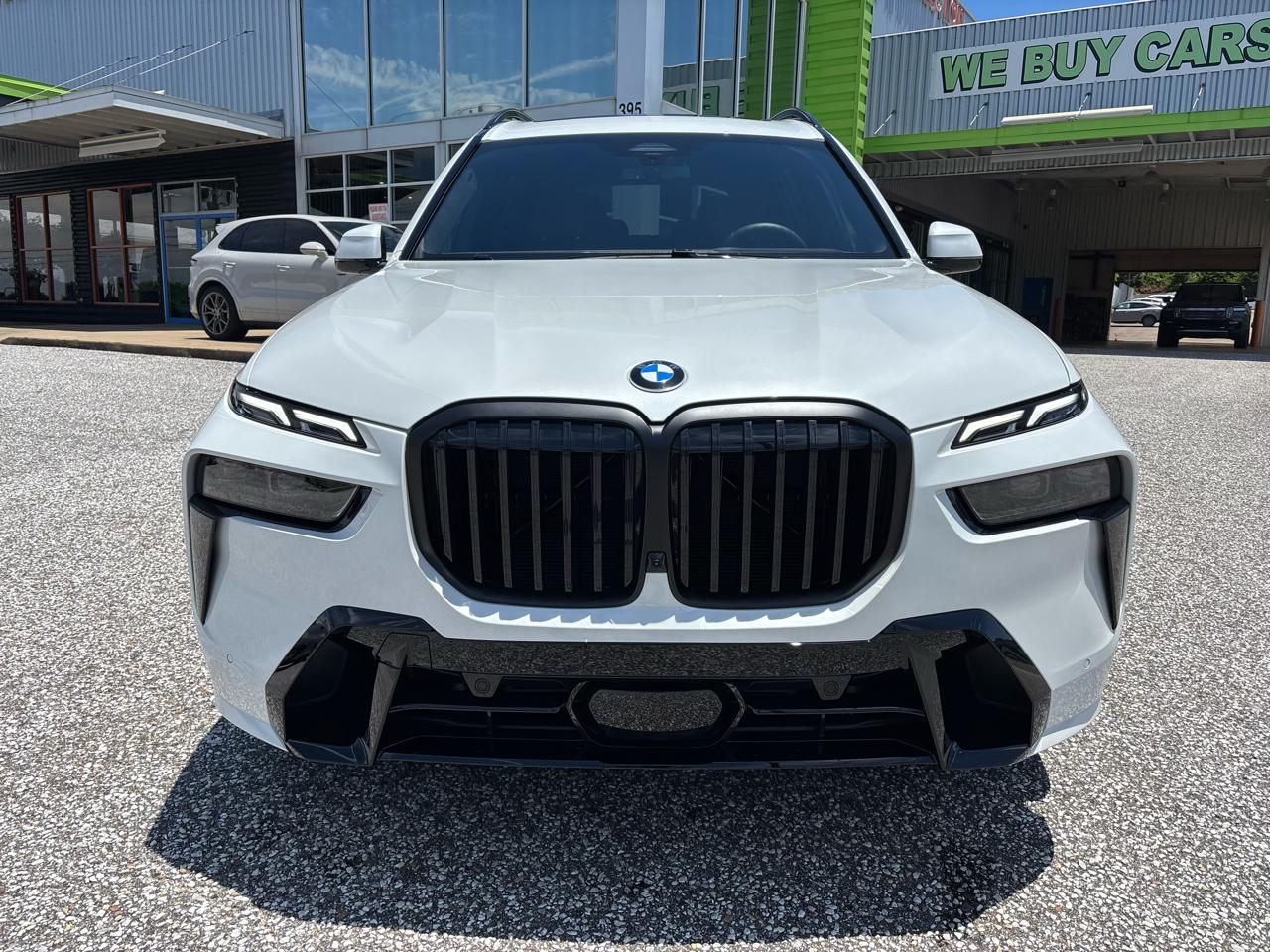 BMW X7 xDrive40i Sports Activity Vehicle 2026