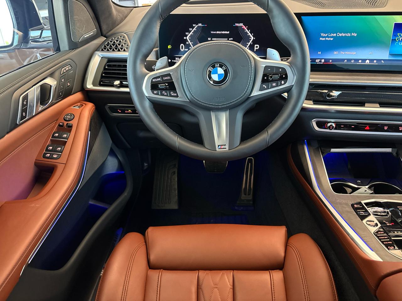BMW X7 xDrive40i Sports Activity Vehicle 2026