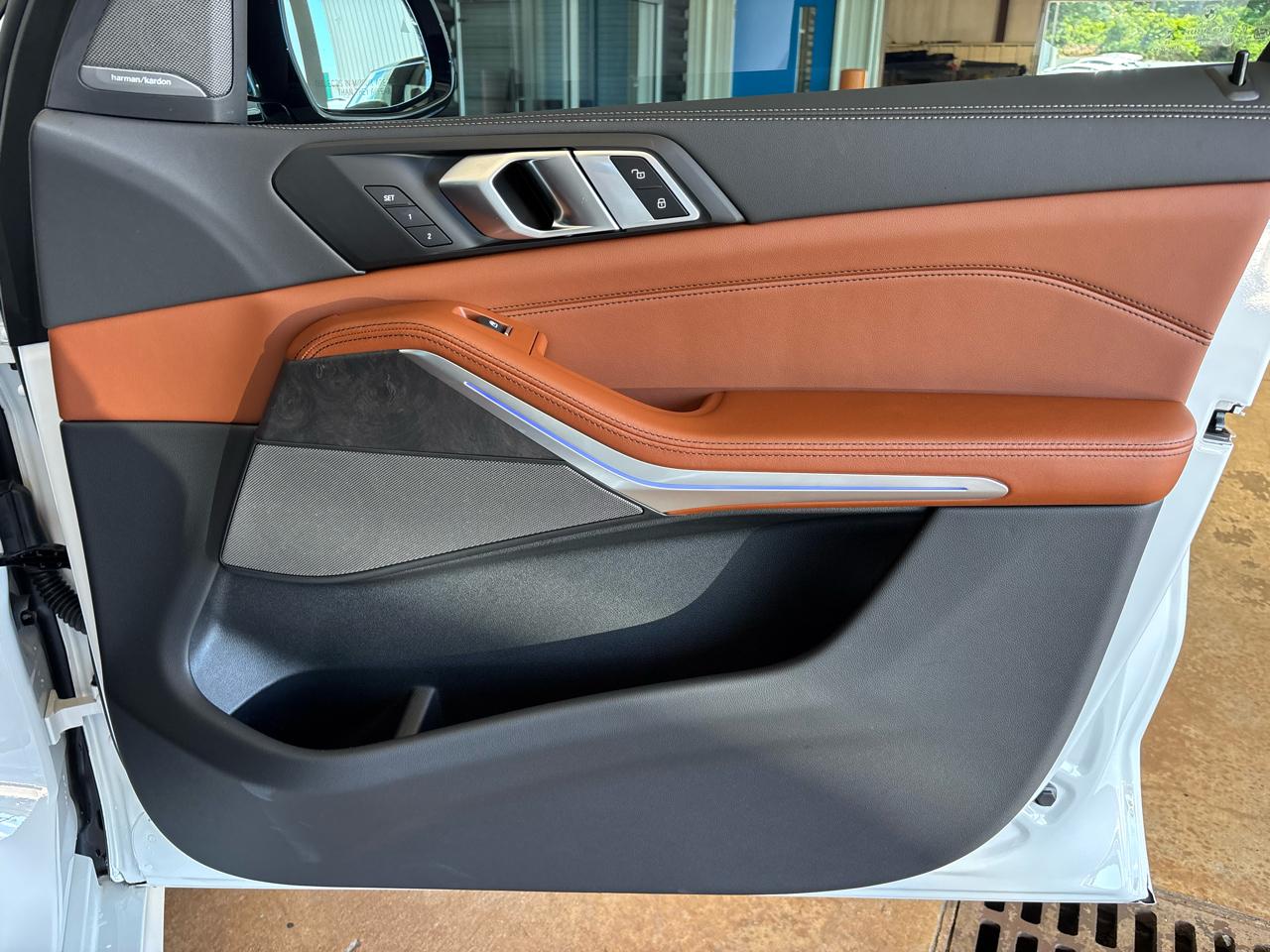 BMW X7 xDrive40i Sports Activity Vehicle 2026