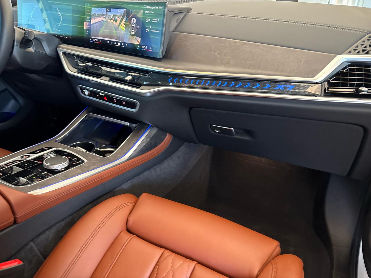 BMW X7 xDrive40i Sports Activity Vehicle 2026