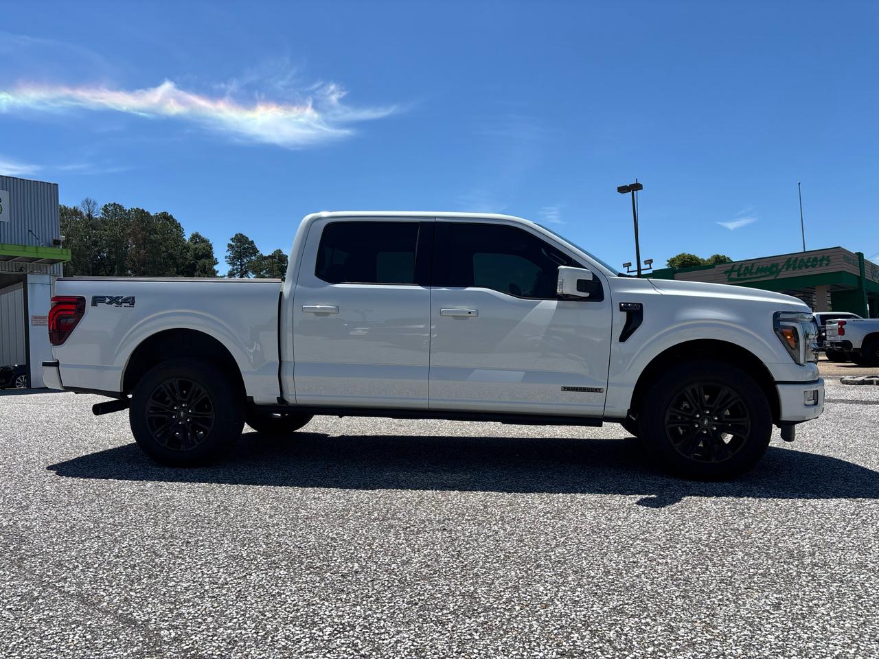 Ford F-150 4WD SuperCrew 145" Platinum 2025