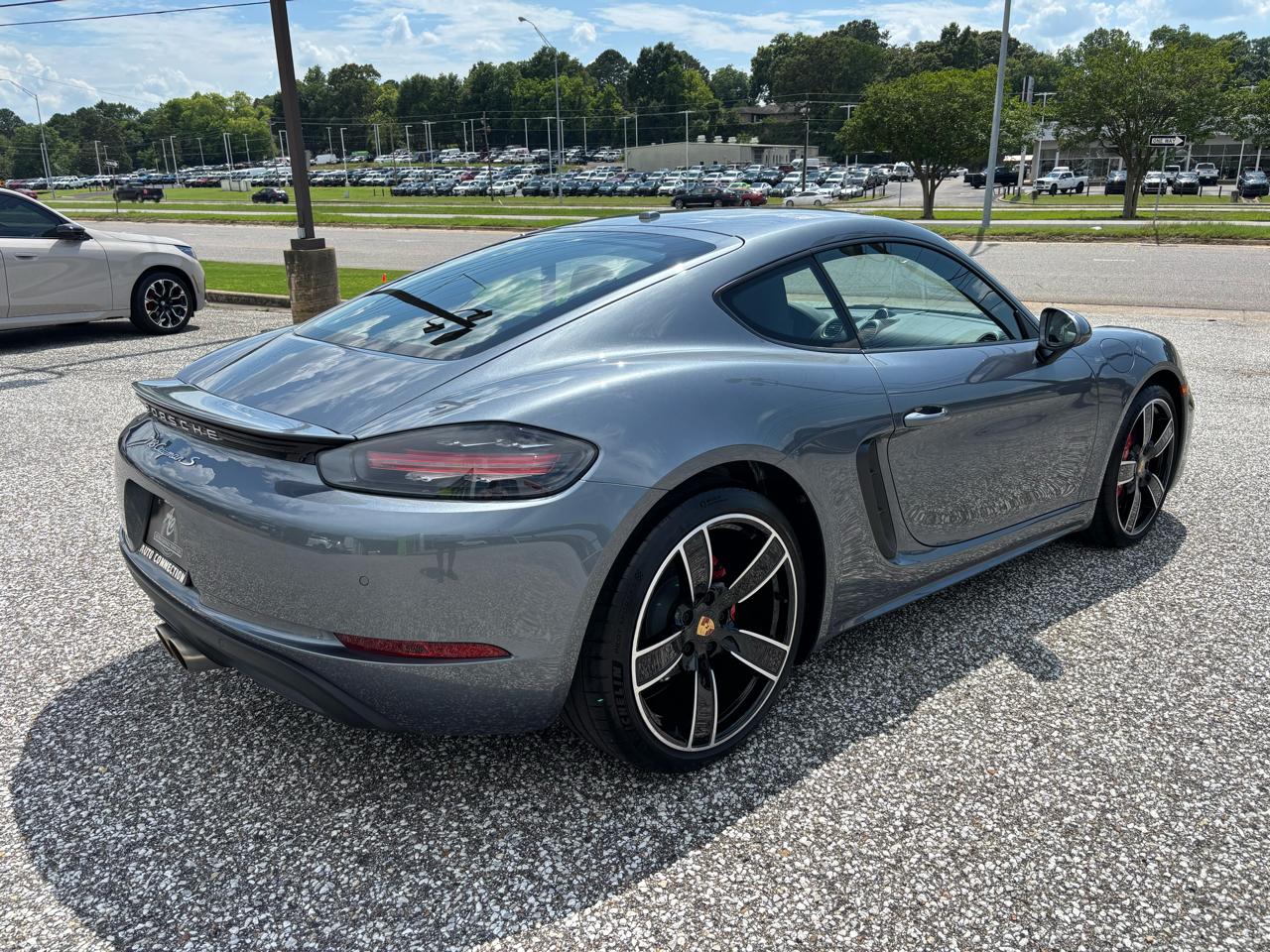 Porsche 718 Cayman S Coupe 2025