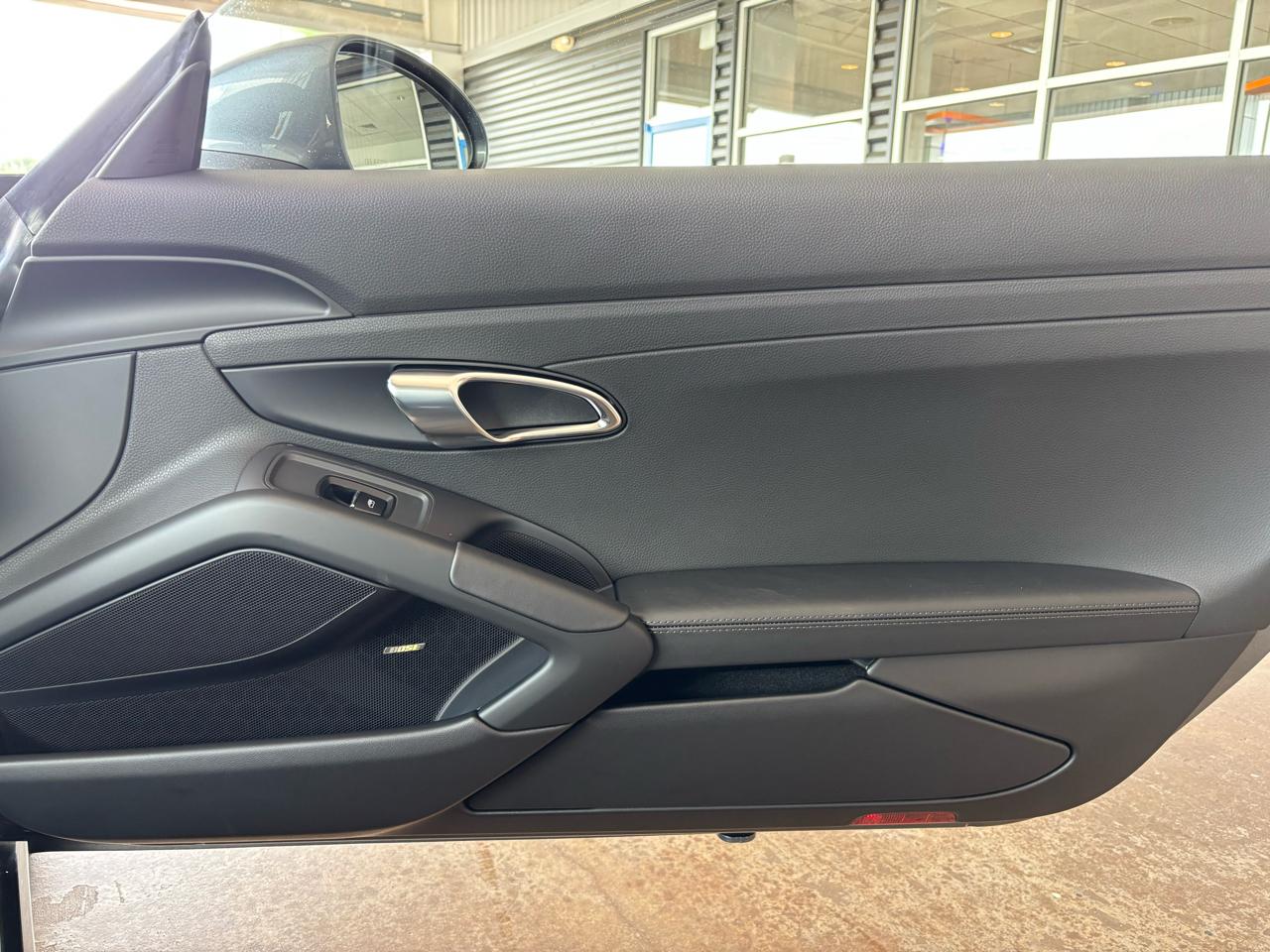Porsche 718 Cayman S Coupe 2025