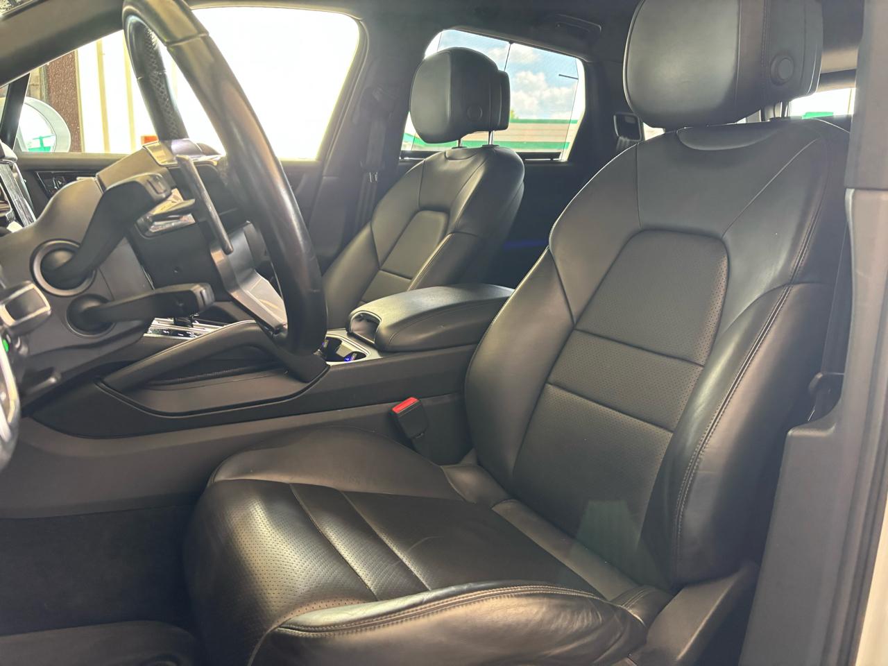 Porsche Cayenne AWD 2019