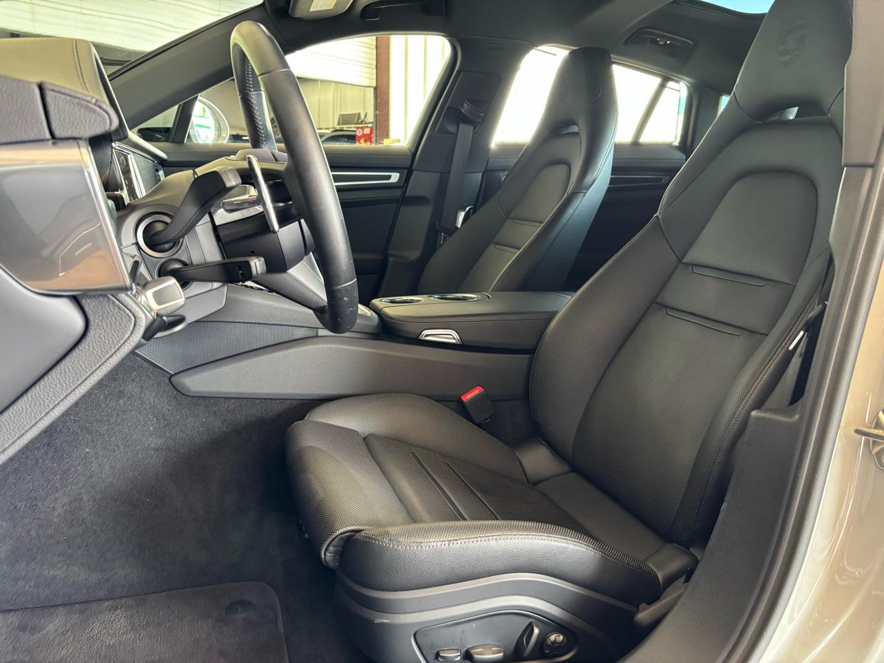 Porsche Panamera Platinum Edition RWD 2023
