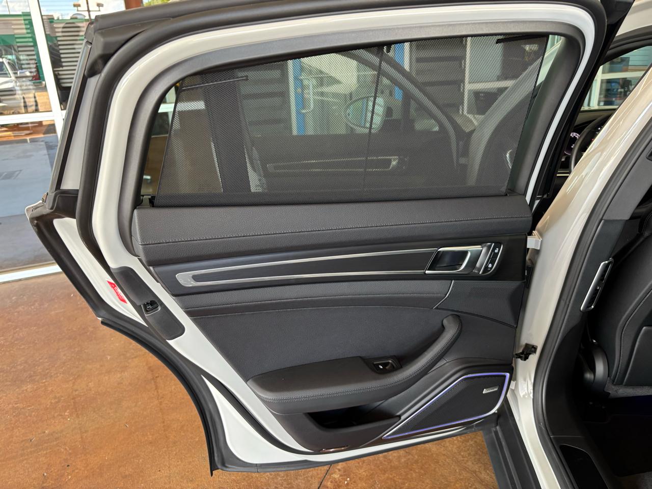 Porsche Panamera Platinum Edition RWD 2023