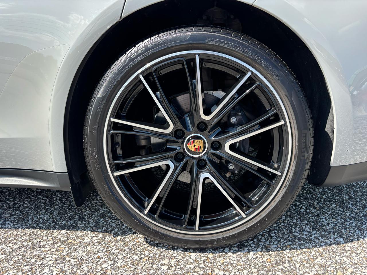 Porsche Panamera Platinum Edition RWD 2023