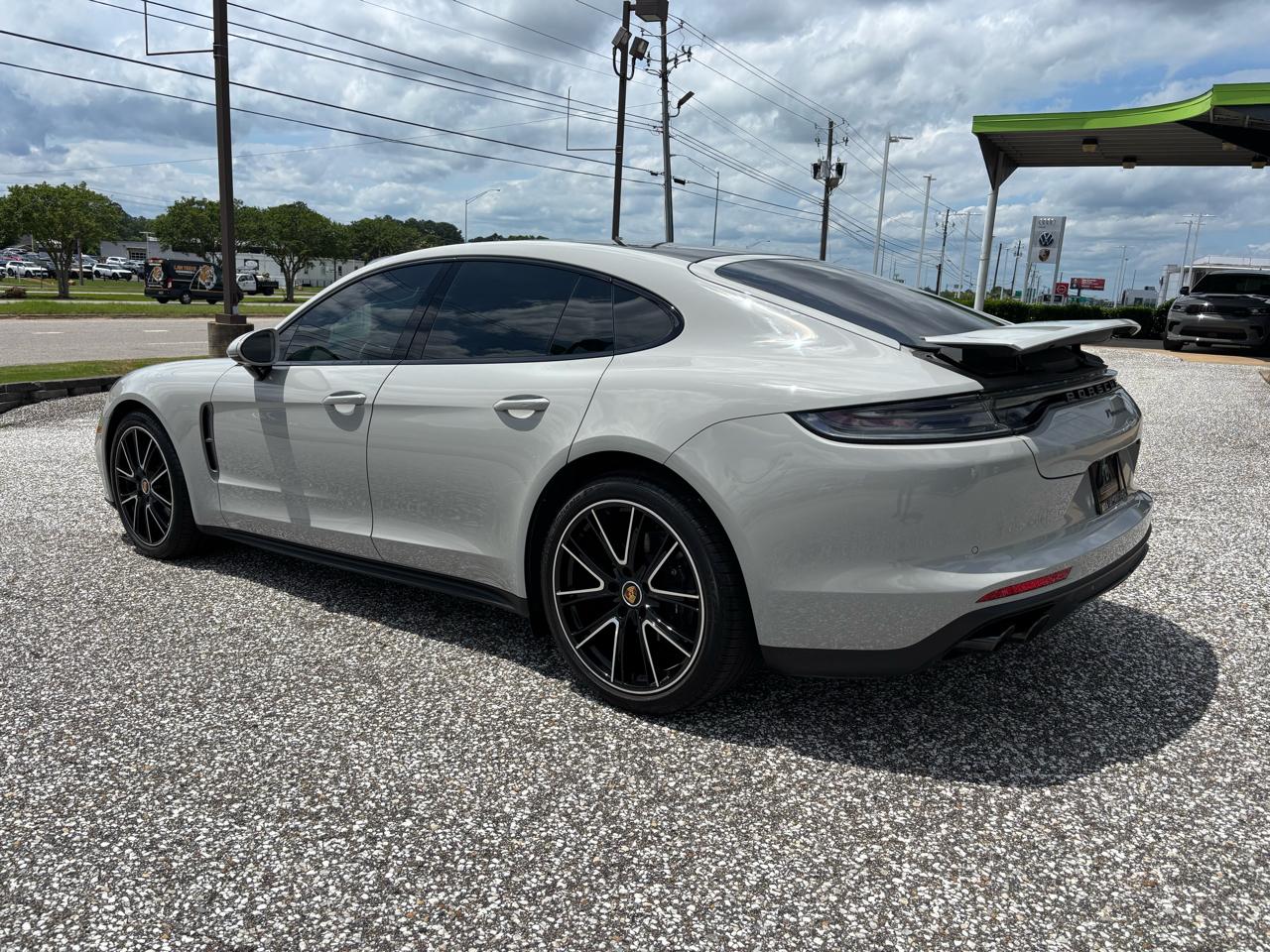 Porsche Panamera Platinum Edition RWD 2023