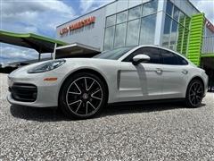 2023 Porsche Panamera 