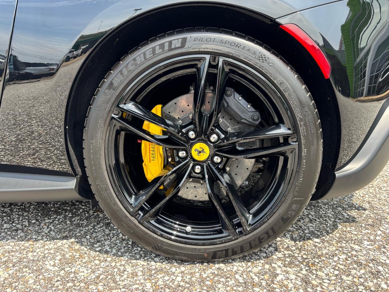 Ferrari Roma Spider Convertible 2025