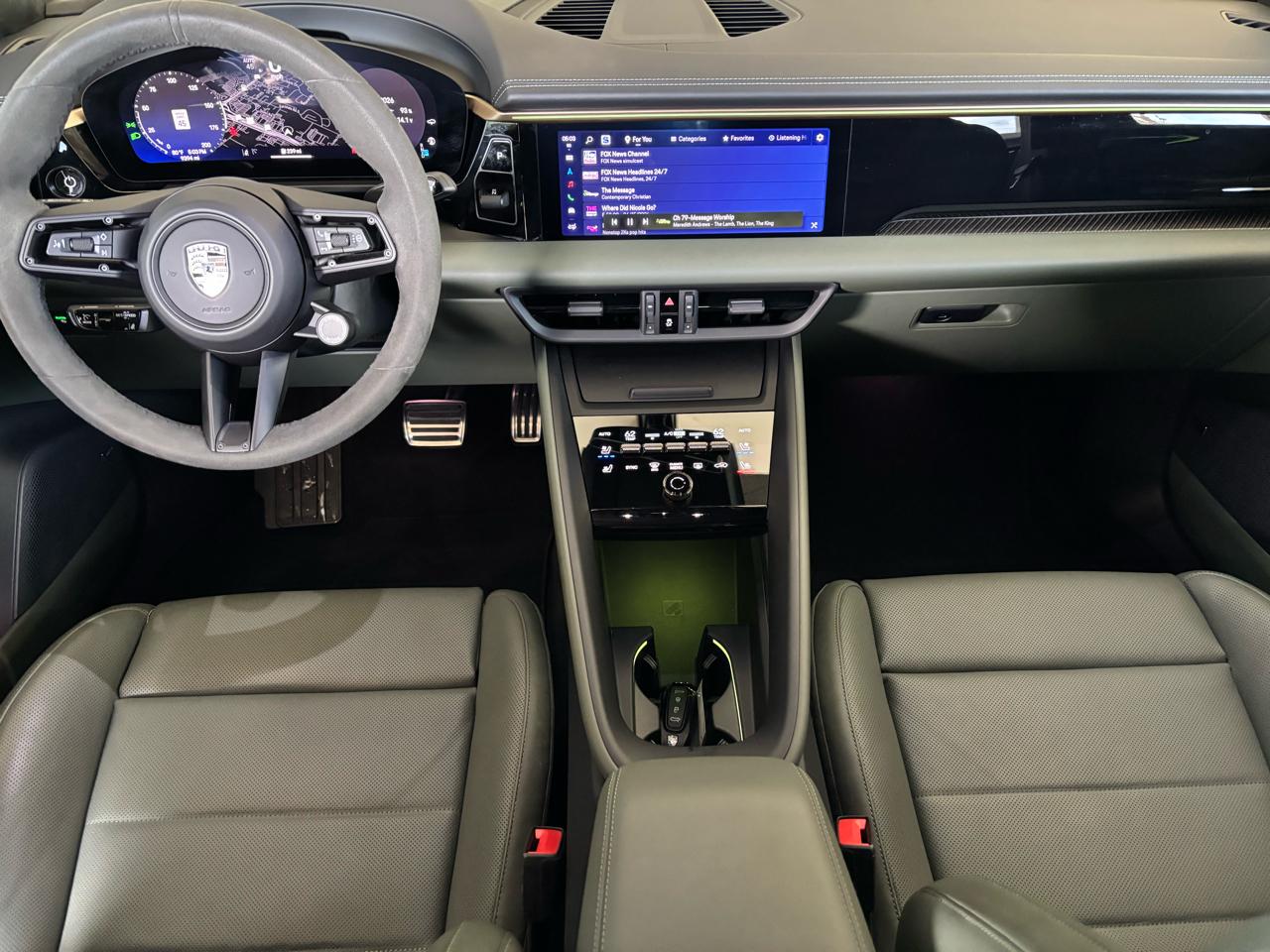 Porsche Macan Electric Turbo AWD 2024