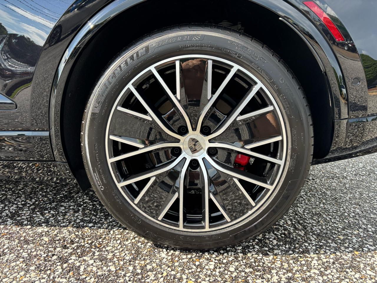 Porsche Macan Electric Turbo AWD 2024
