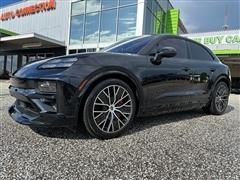 2024 Porsche Macan 