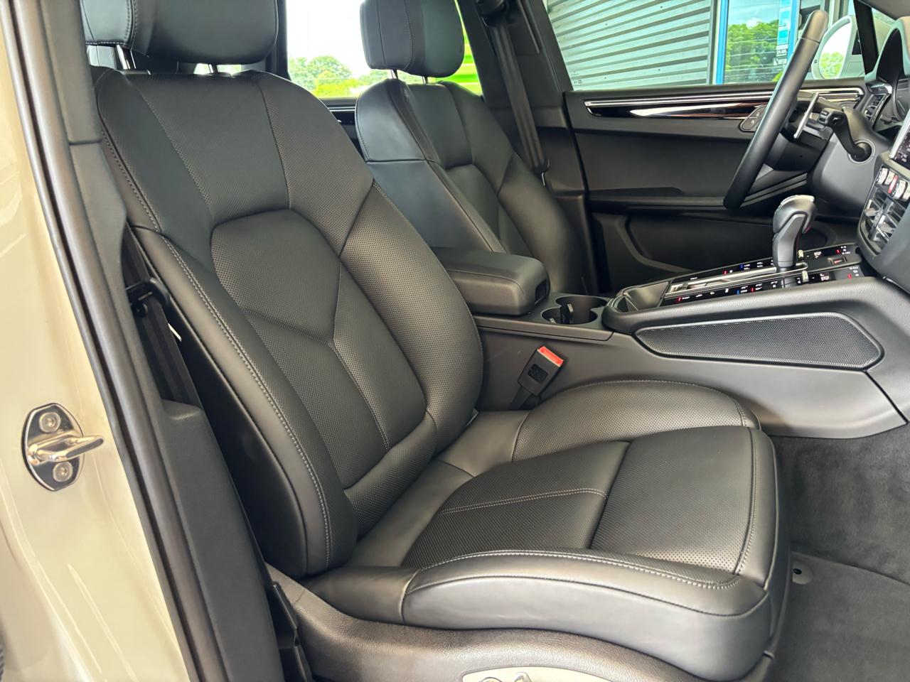 Porsche Macan AWD 2024