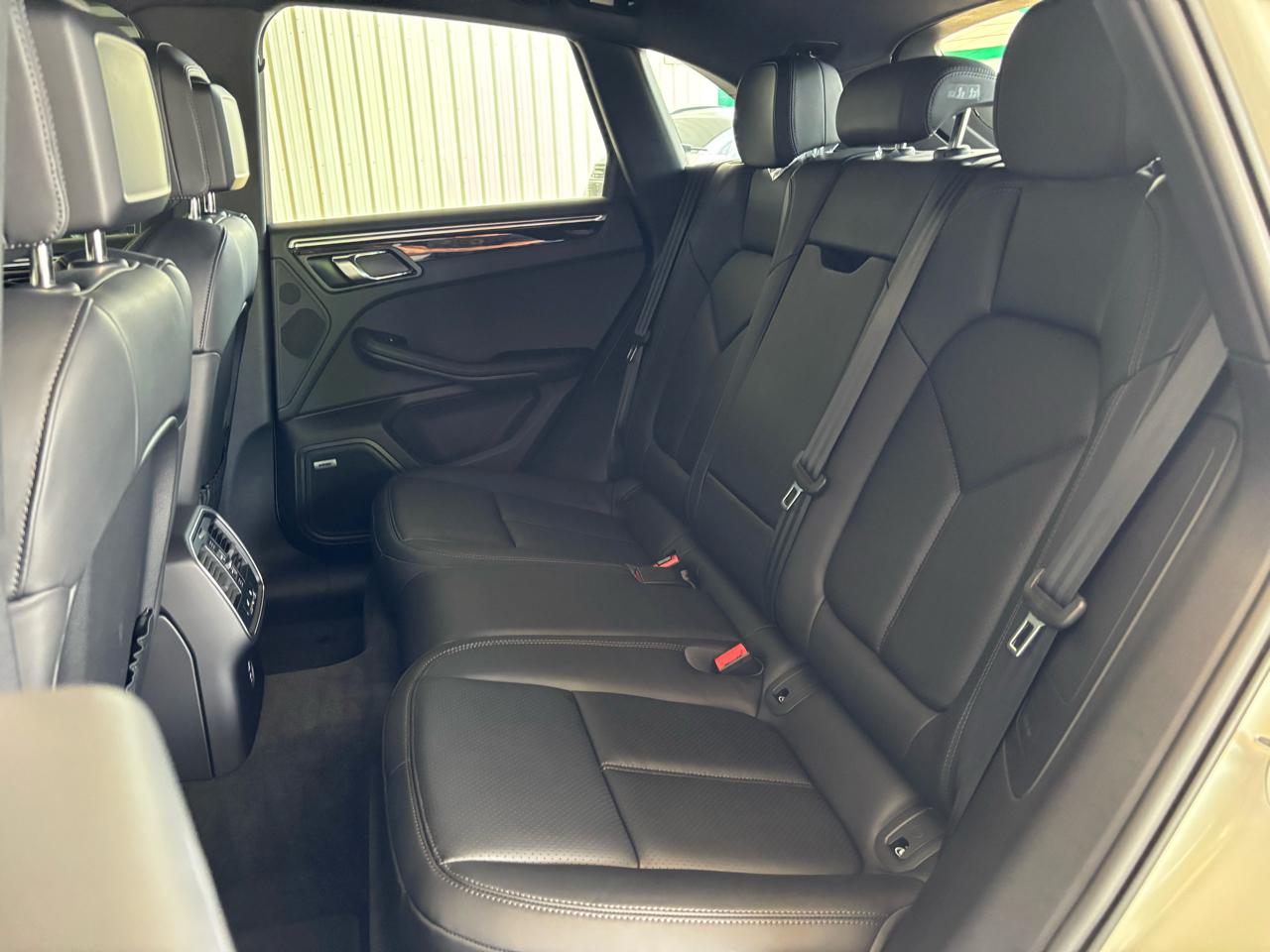 Porsche Macan AWD 2024