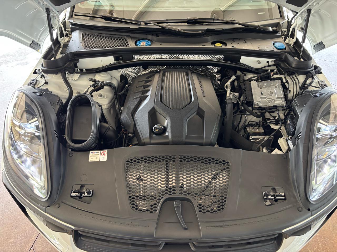Porsche Macan AWD 2024