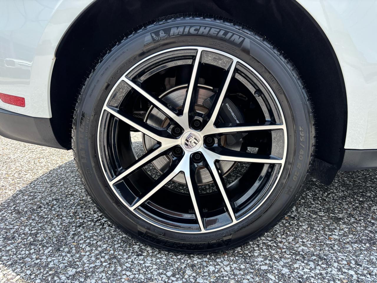 Porsche Macan AWD 2024