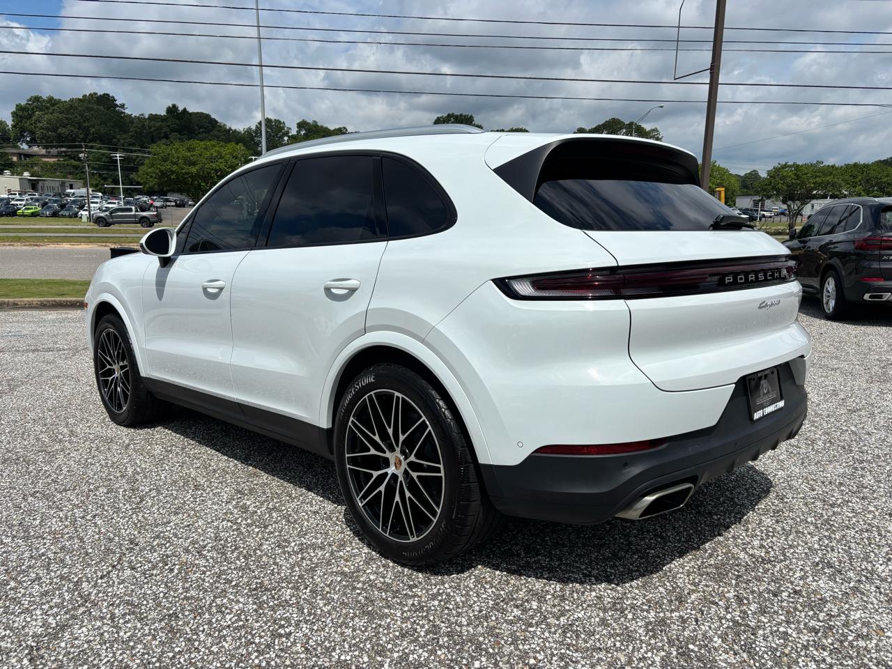 Porsche Cayenne AWD 2025