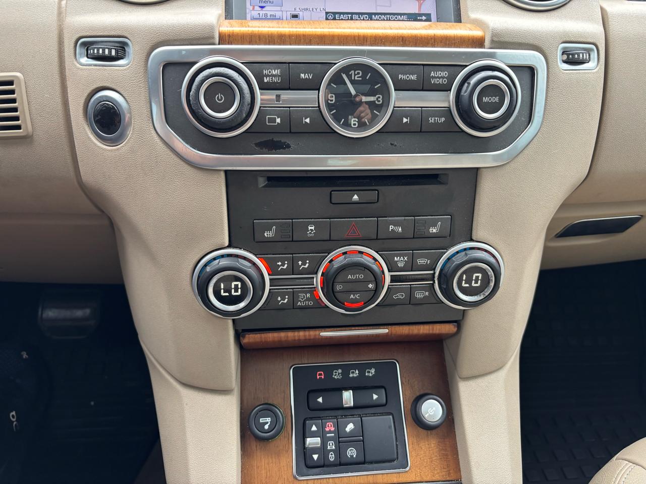 Land Rover LR4 4WD 4dr HSE Silver Edition 2016