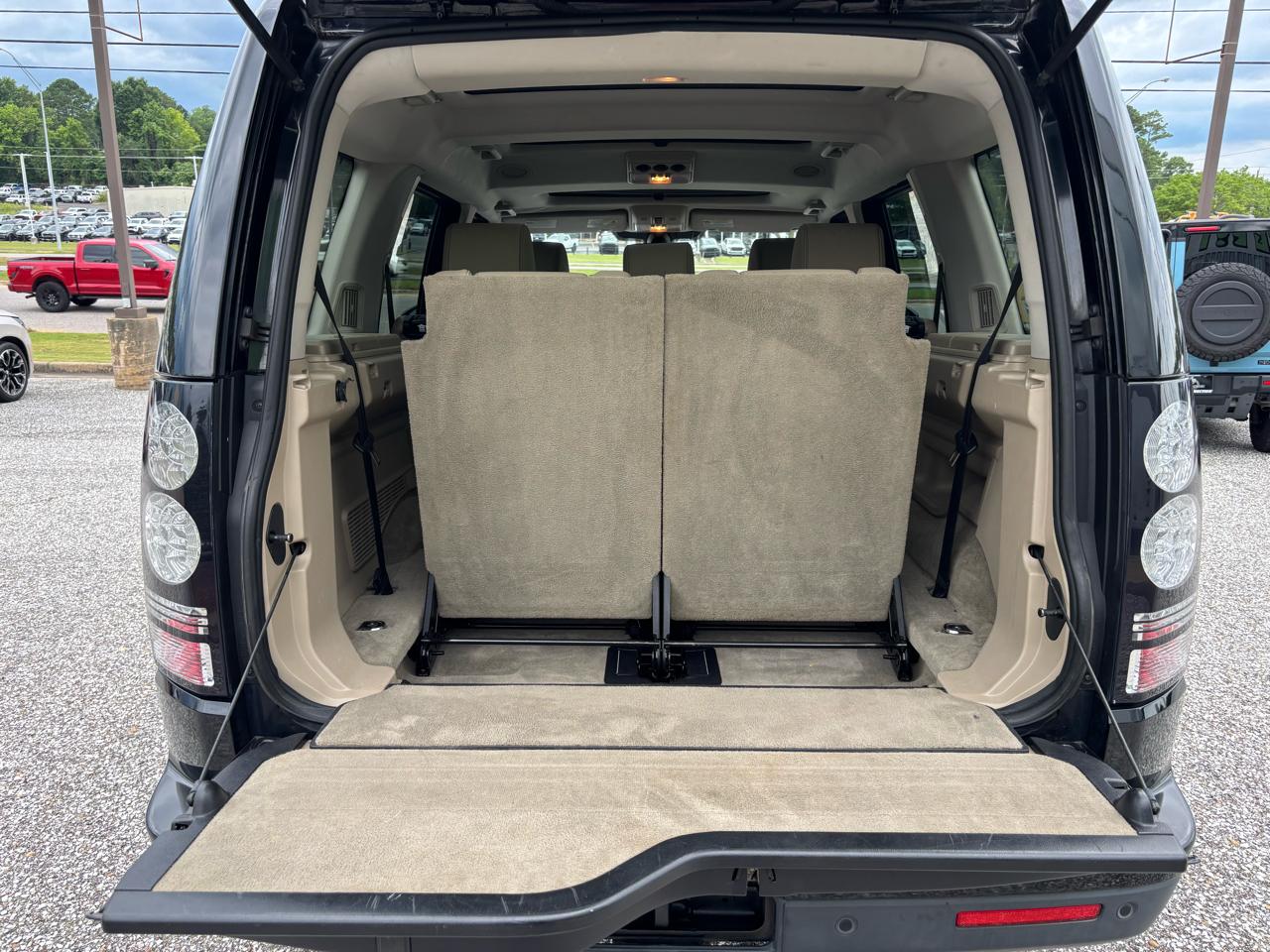 Land Rover LR4 4WD 4dr HSE Silver Edition 2016