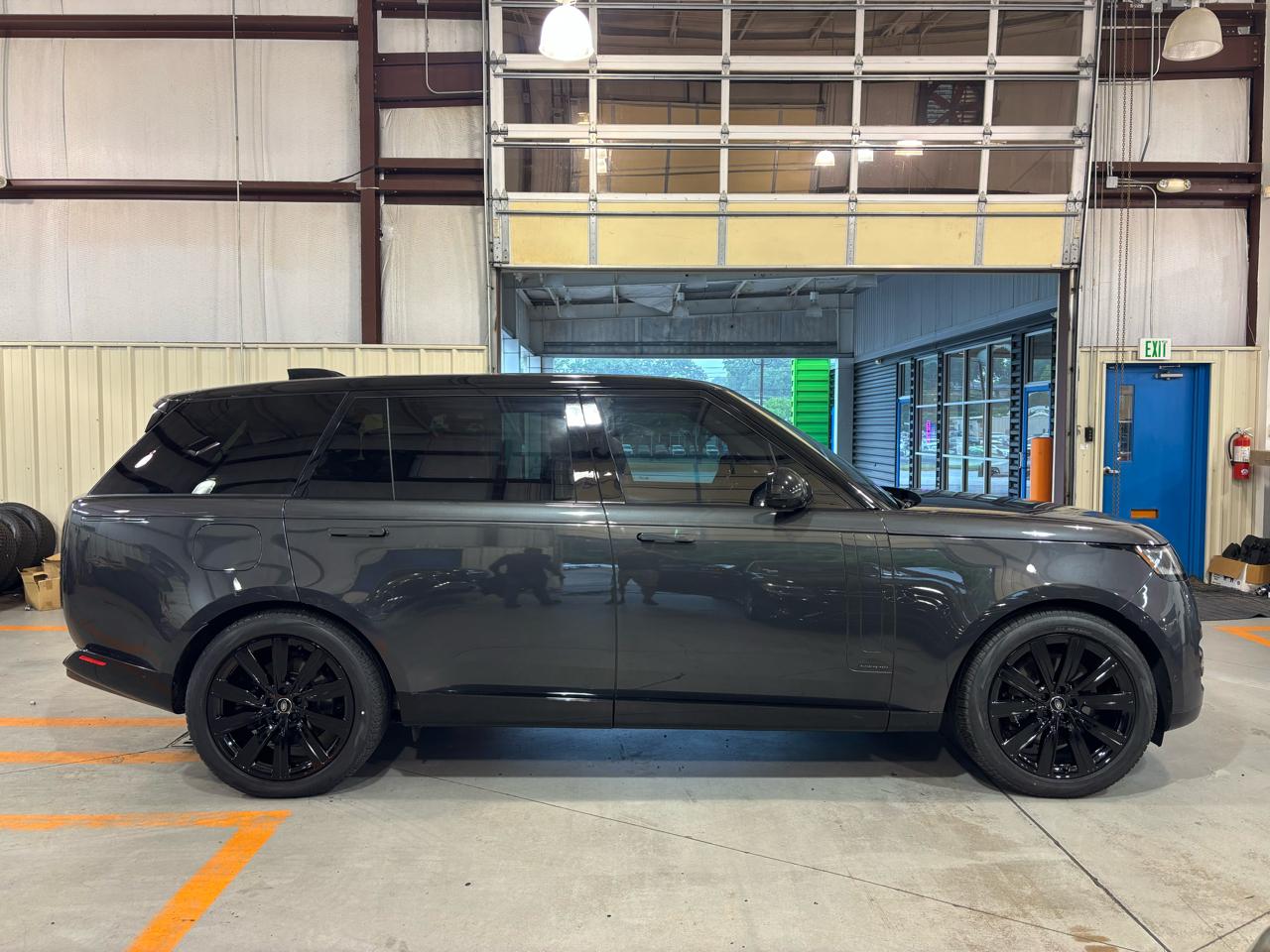 Land Rover Range Rover Autobiography LWB 2023