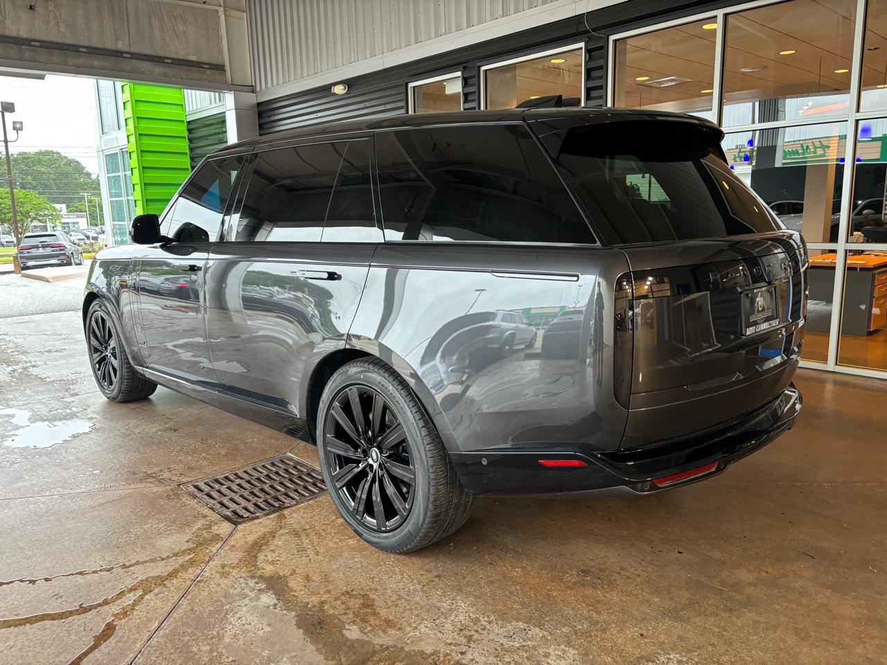 Land Rover Range Rover Autobiography LWB 2023