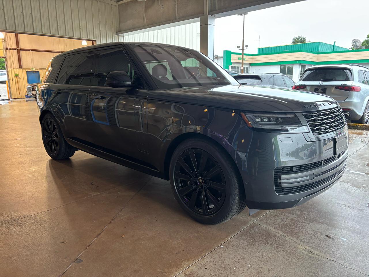 Land Rover Range Rover Autobiography LWB 2023