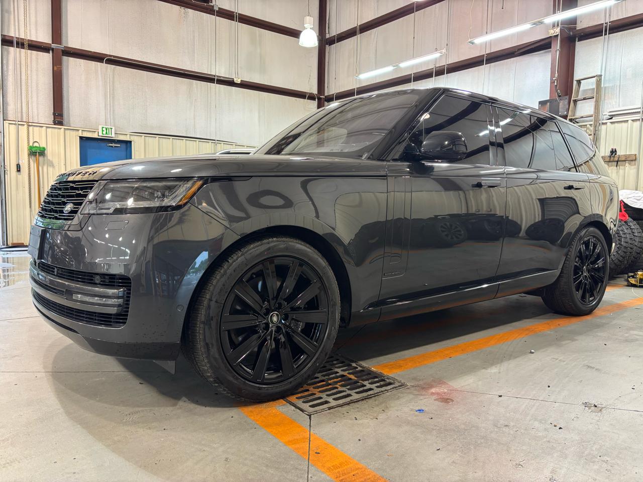 Land Rover Range Rover Autobiography LWB 2023