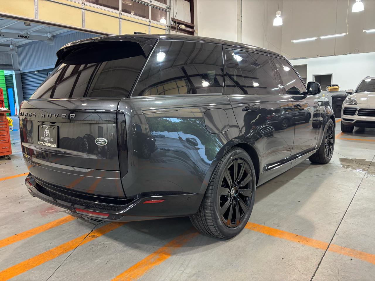 Land Rover Range Rover Autobiography LWB 2023