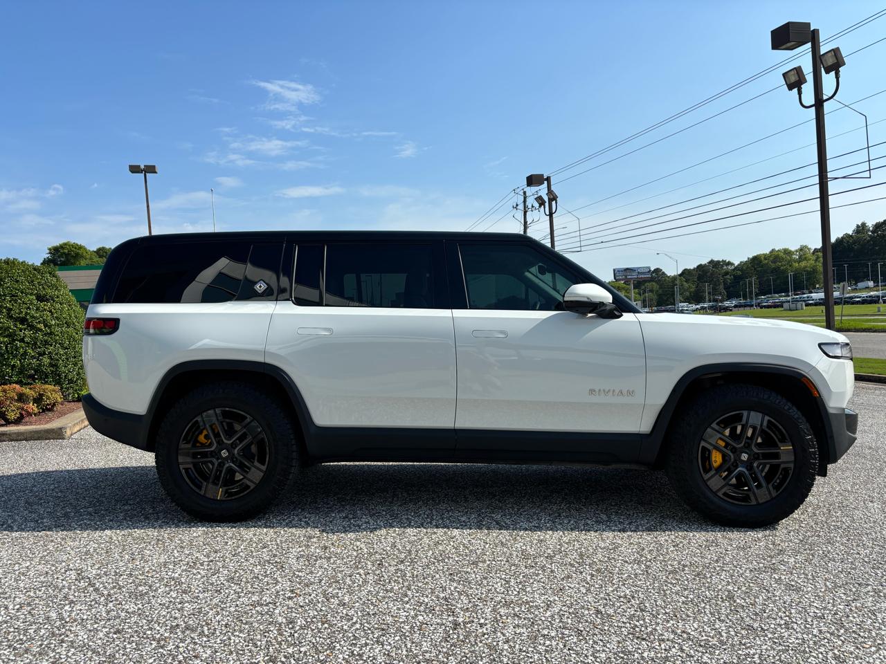 Rivian R1S Adventure Quad-Motor Large Pack 2024