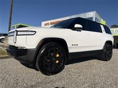 2024 Rivian R1S 