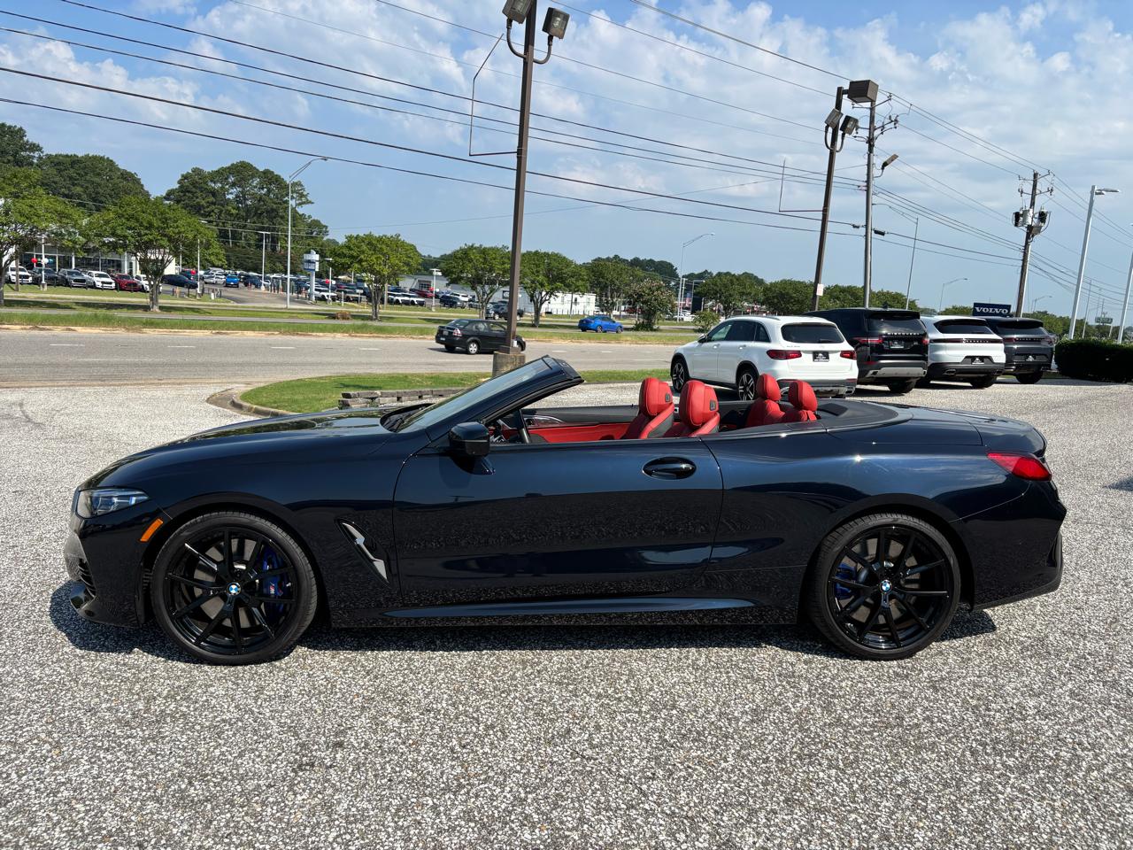 BMW 8 Series M850i xDrive Convertible 2024