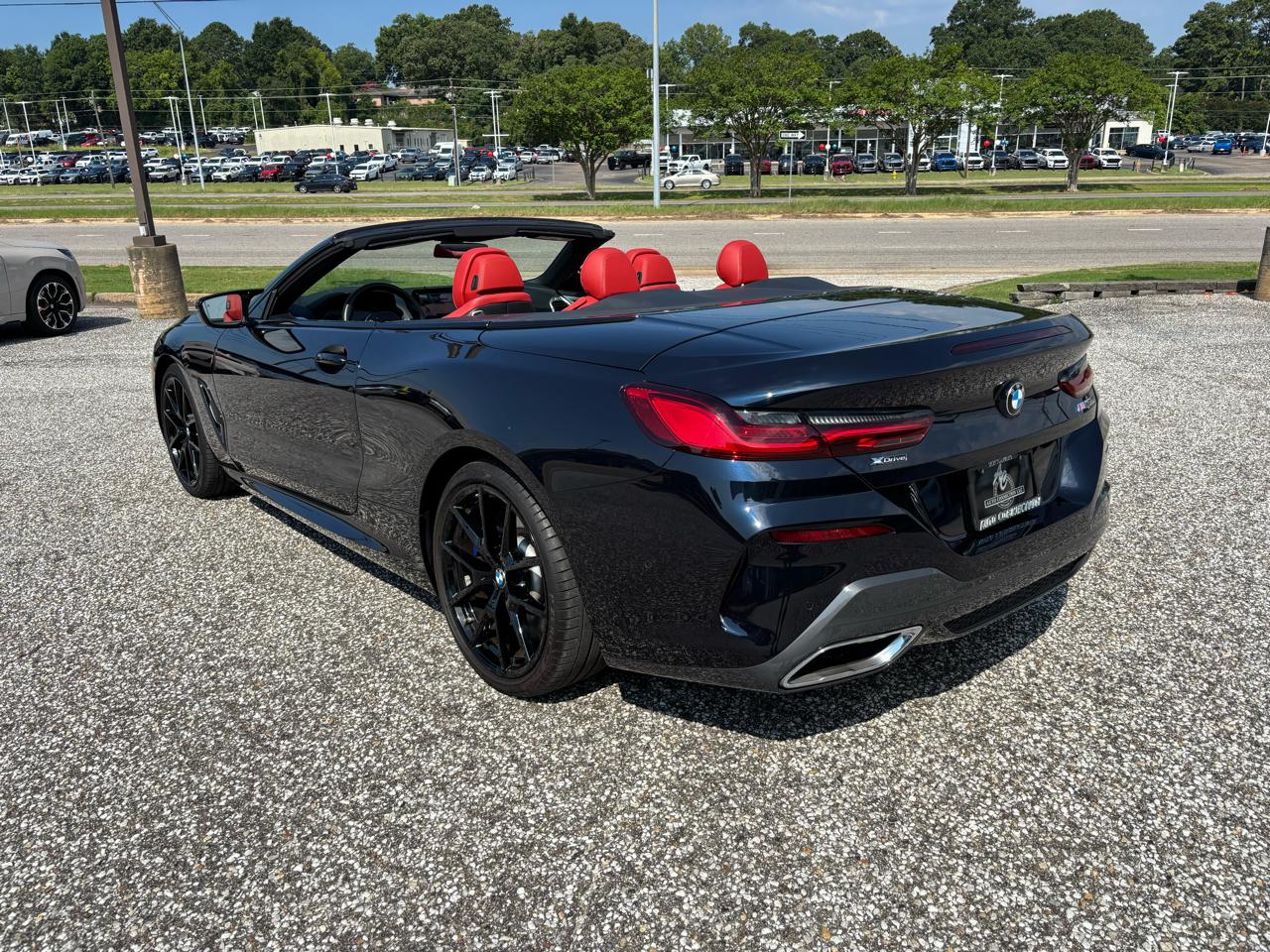 BMW 8 Series M850i xDrive Convertible 2024