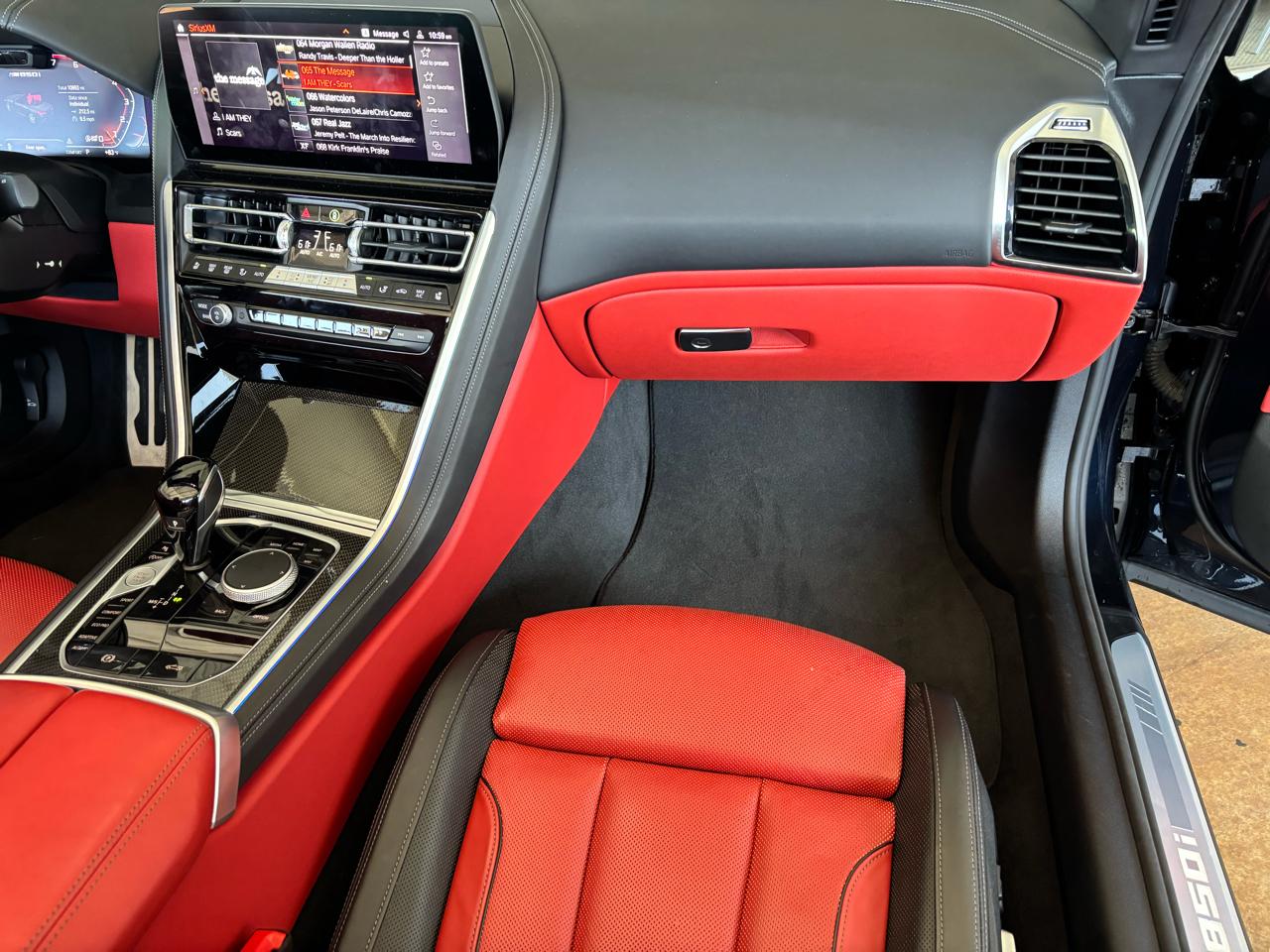 BMW 8 Series M850i xDrive Convertible 2024