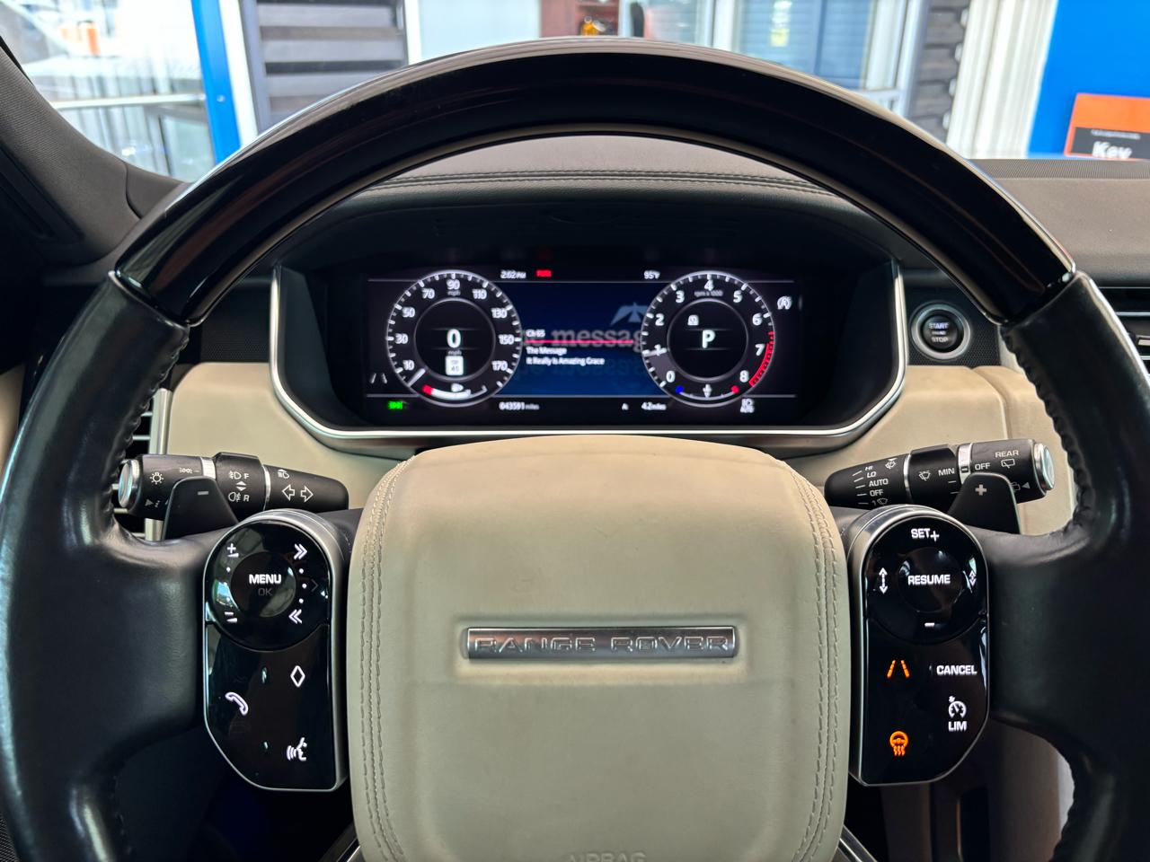 Land Rover Range Rover Supercharged LWB 2020