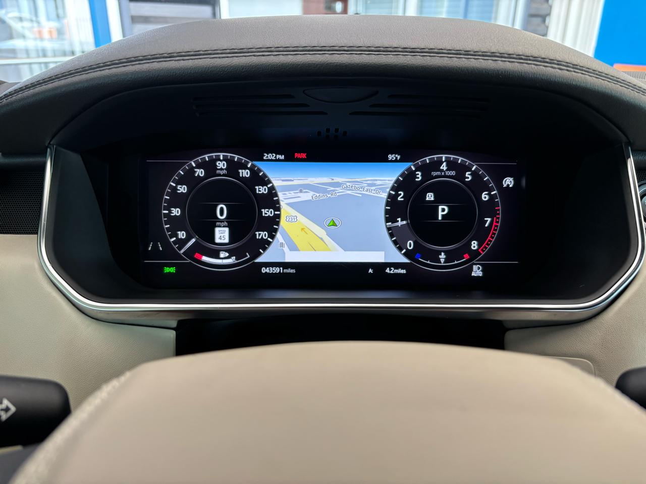 Land Rover Range Rover Supercharged LWB 2020