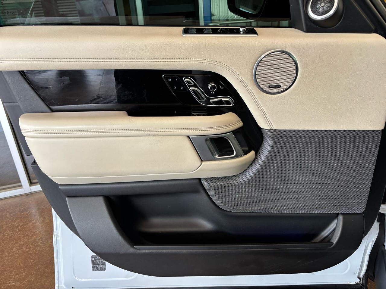 Land Rover Range Rover Supercharged LWB 2020