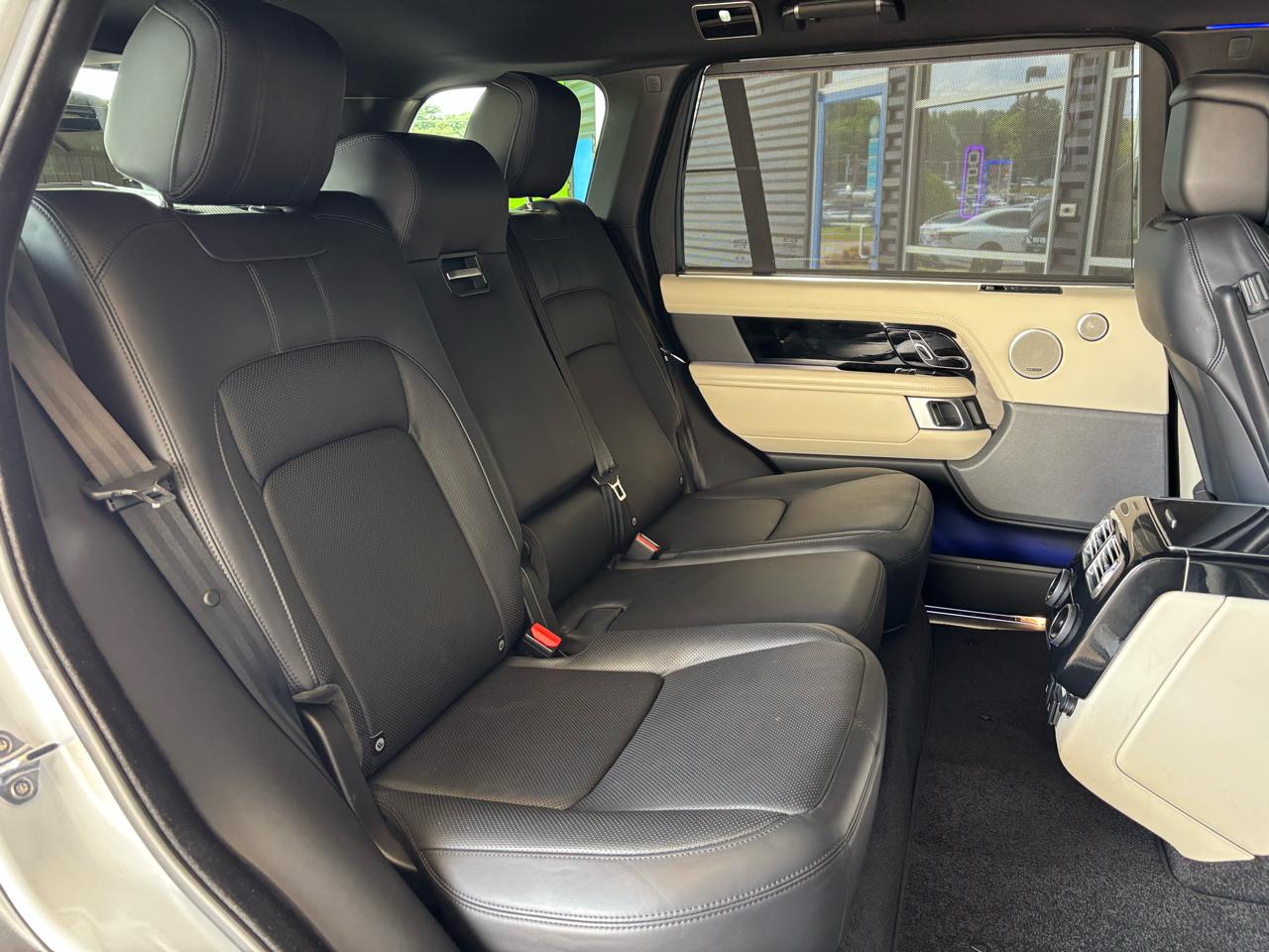 Land Rover Range Rover Supercharged LWB 2020