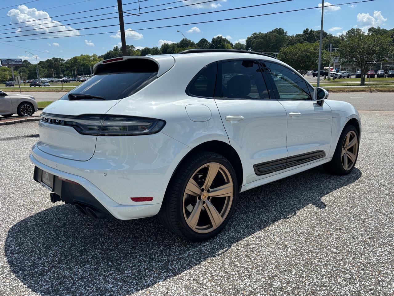 Porsche Macan AWD 2024