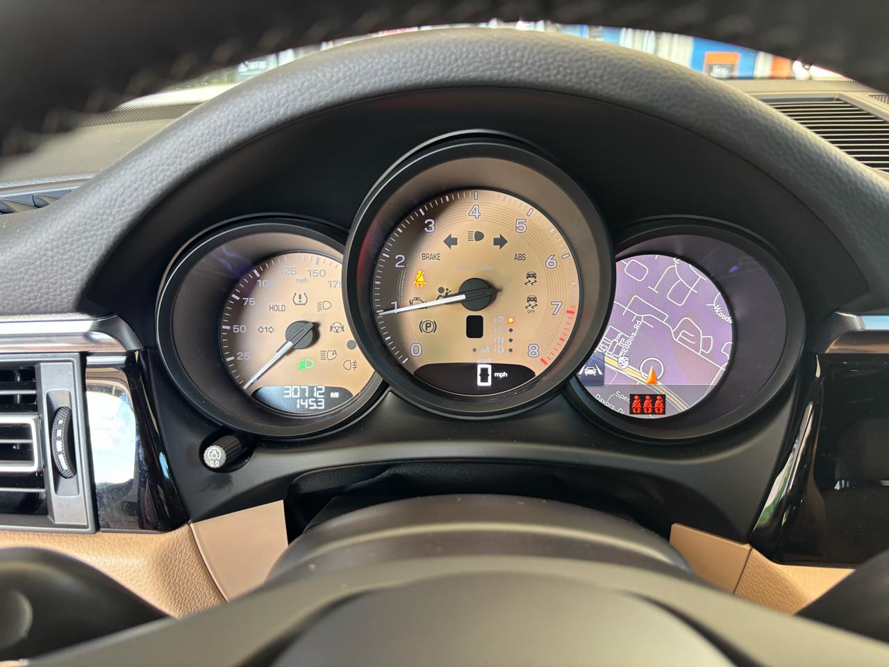 Porsche Macan AWD 2024