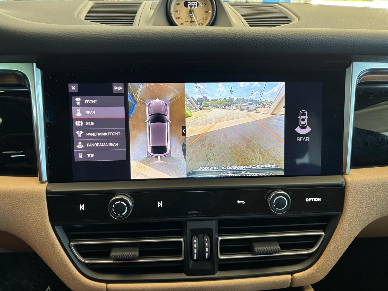 Porsche Macan AWD 2024