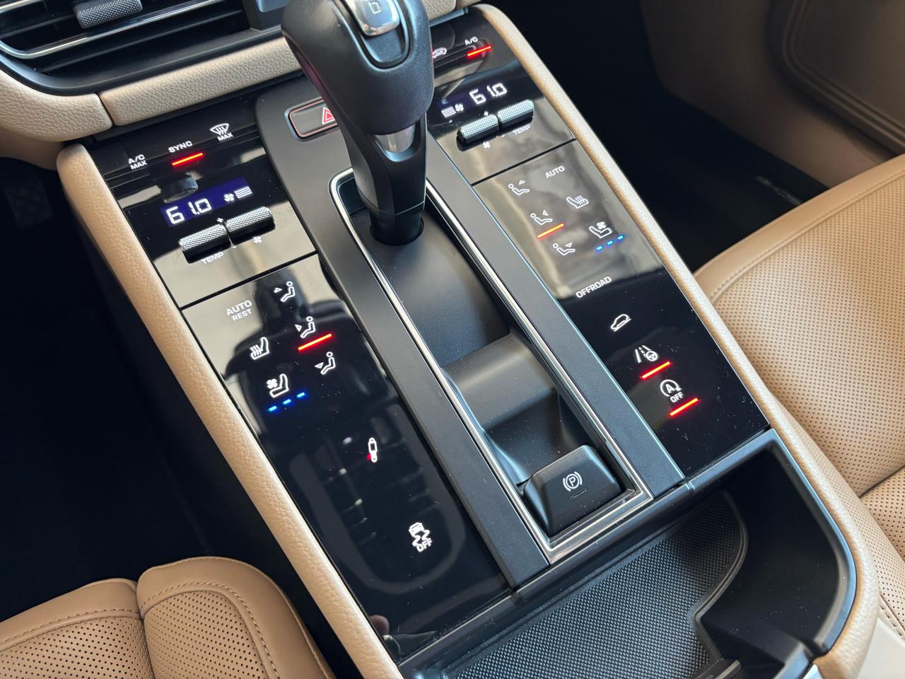 Porsche Macan AWD 2024
