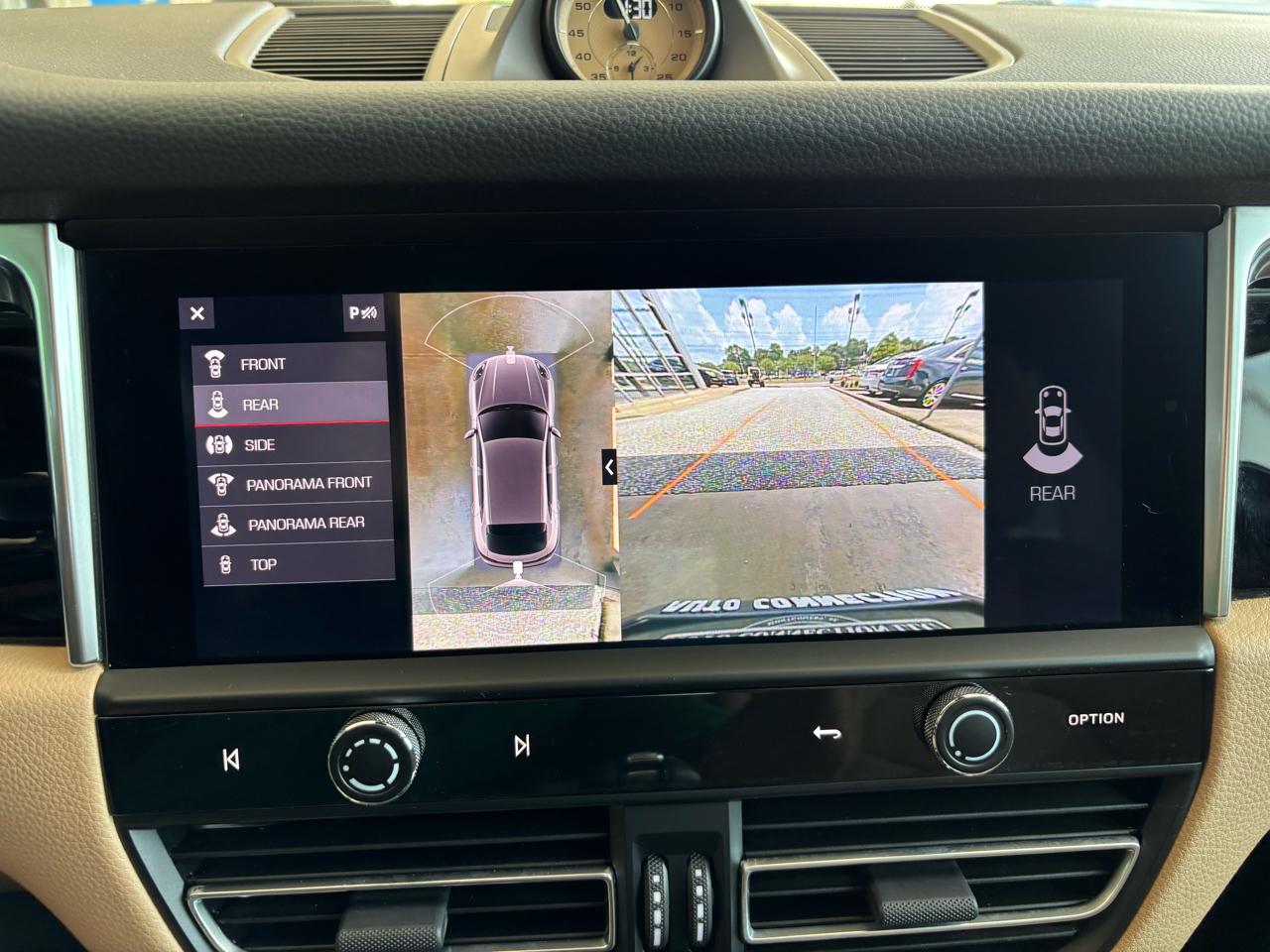 Porsche Macan AWD 2024