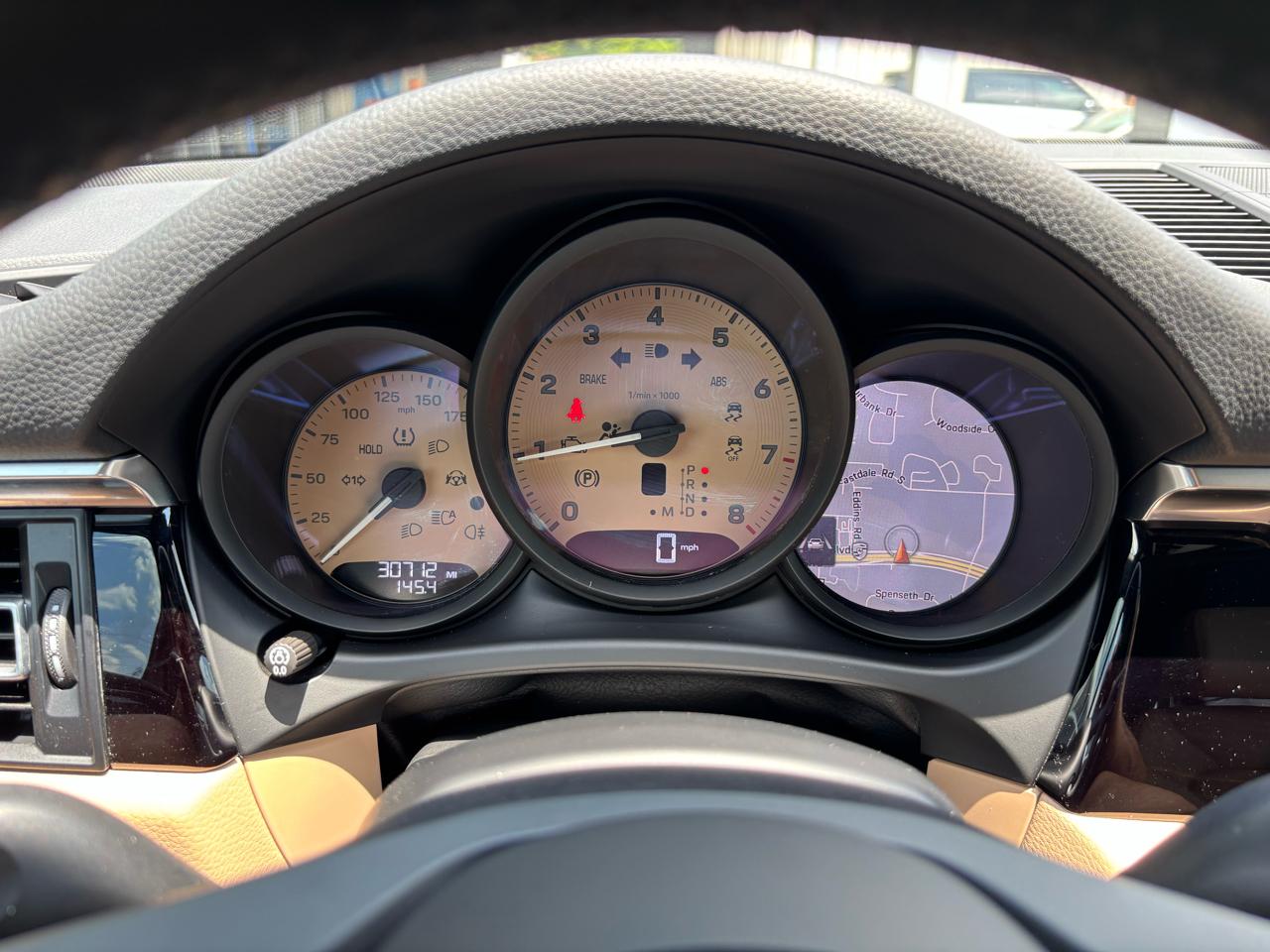 Porsche Macan AWD 2024