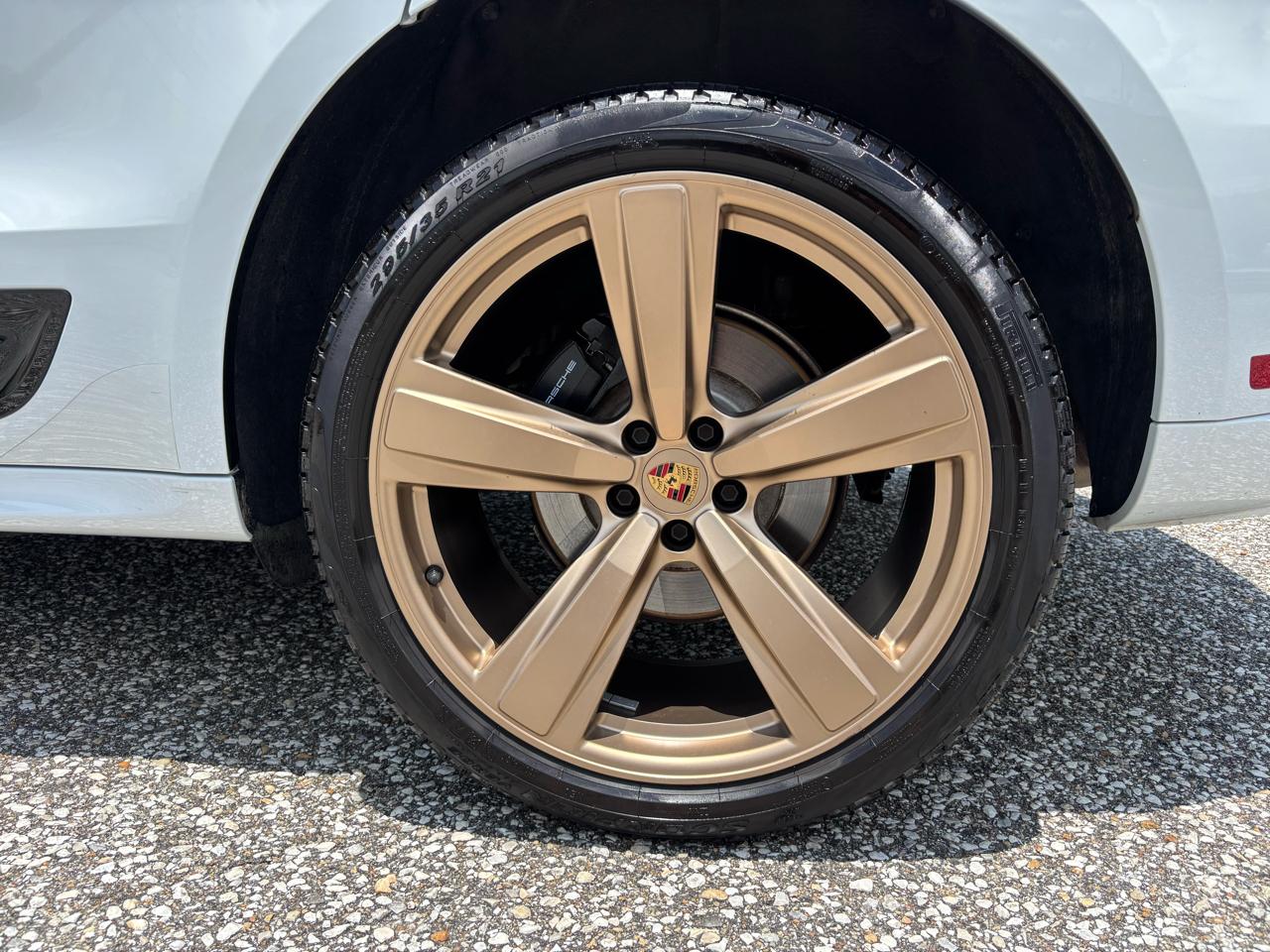 Porsche Macan AWD 2024