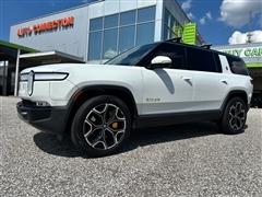 2024 Rivian R1S 