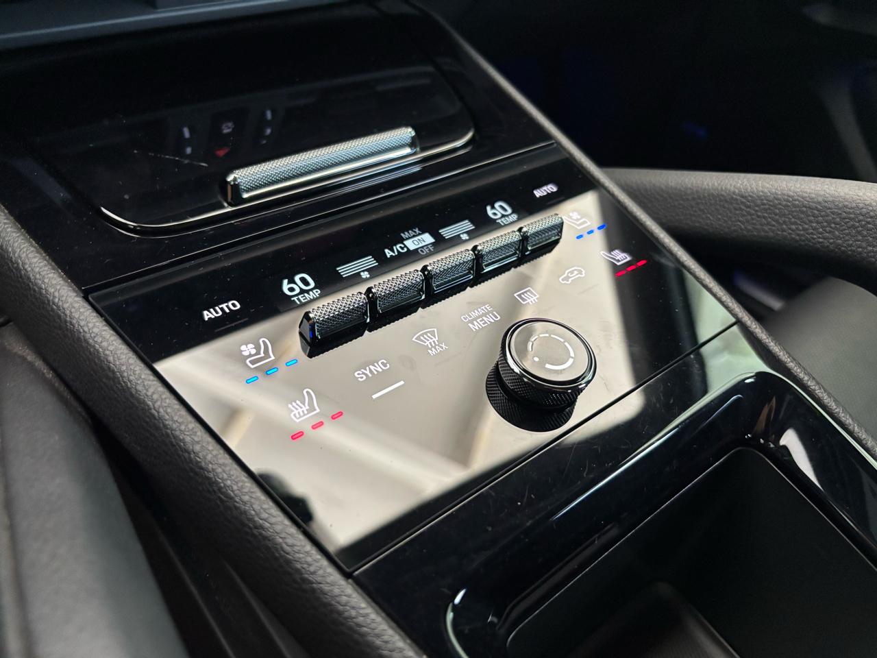 Porsche Cayenne AWD 2024