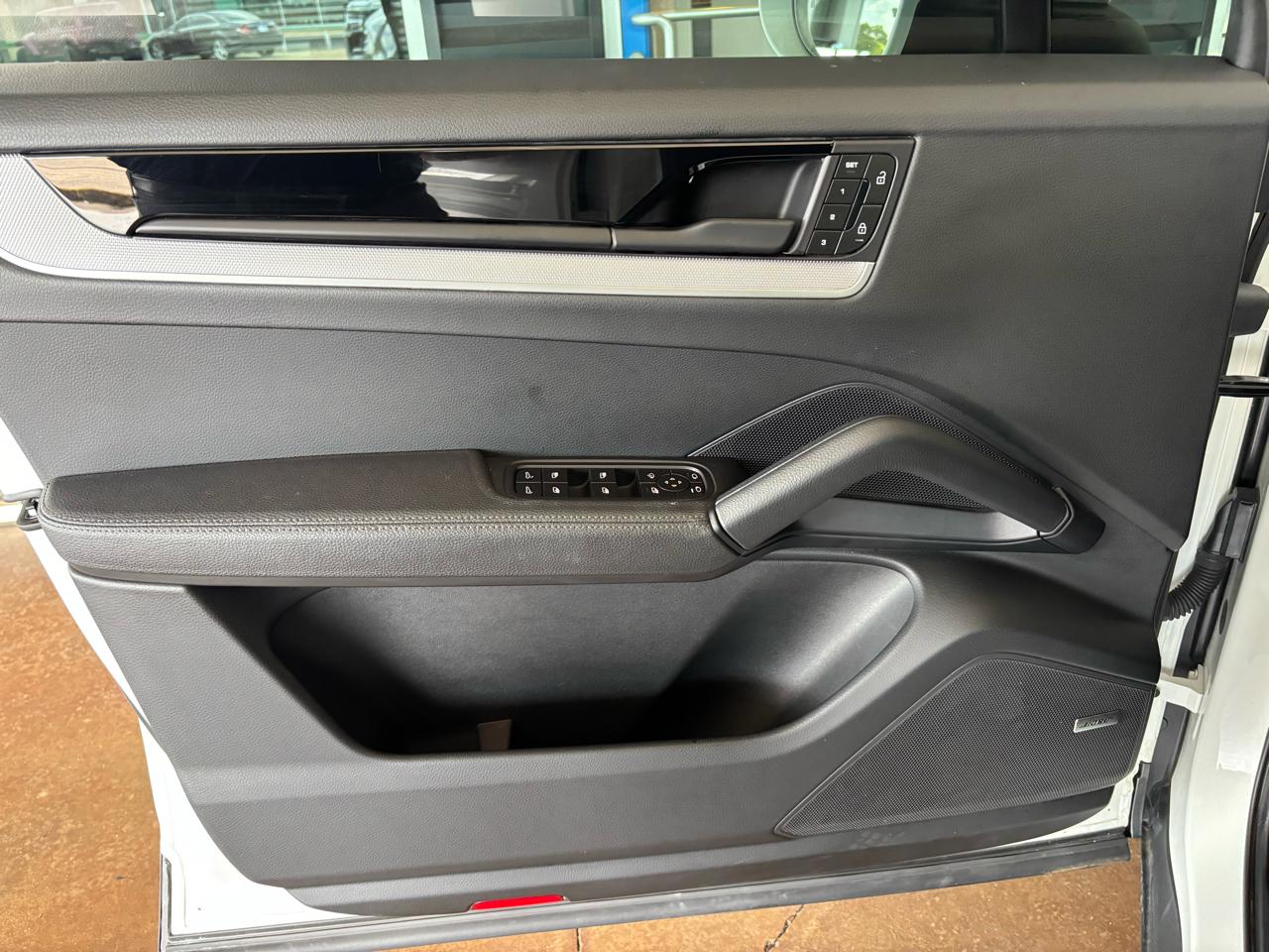 Porsche Cayenne AWD 2024