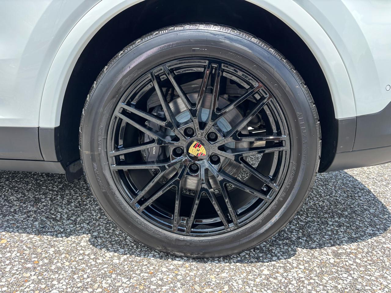 Porsche Cayenne AWD 2024