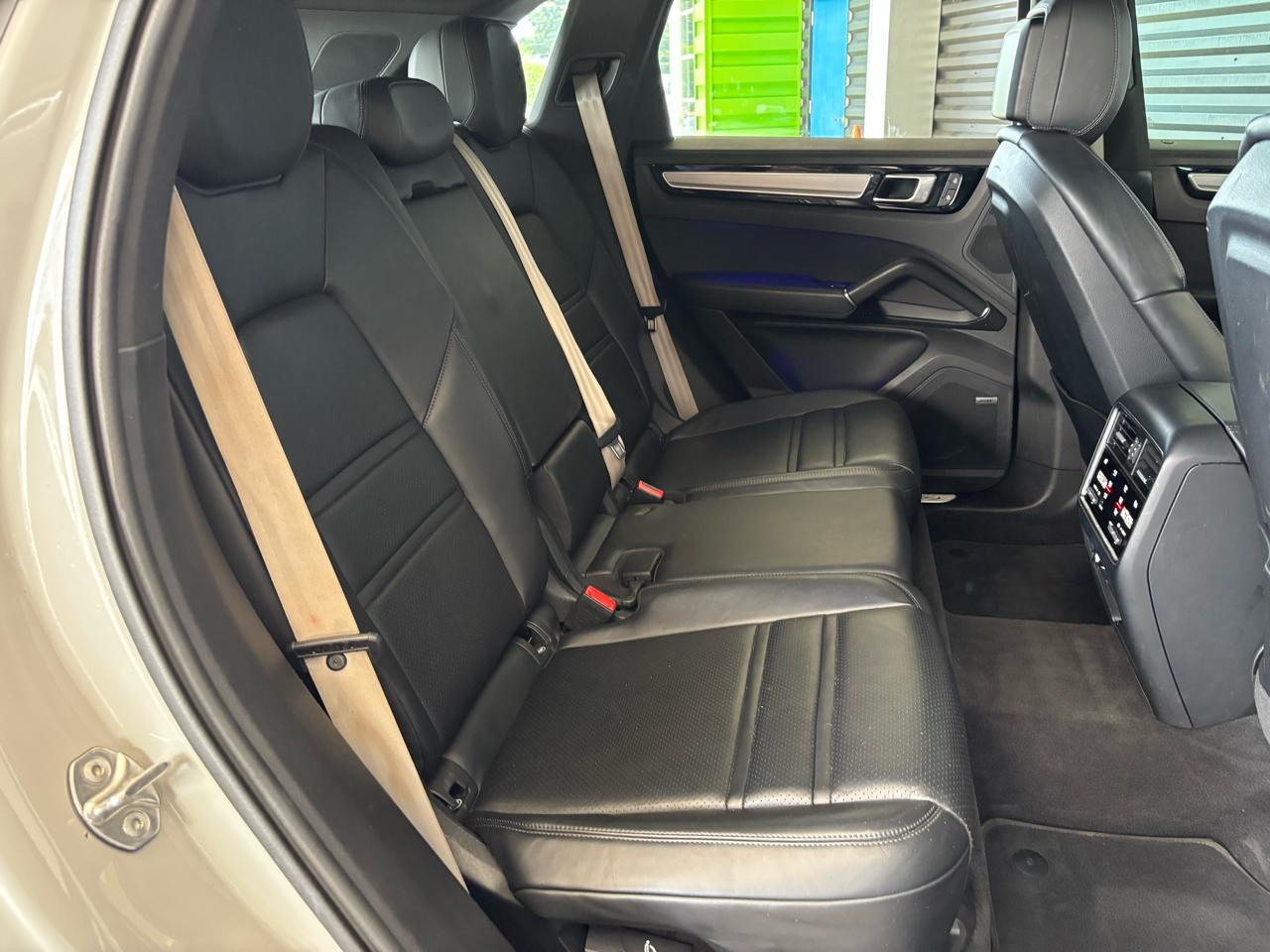 Porsche Cayenne AWD 2023